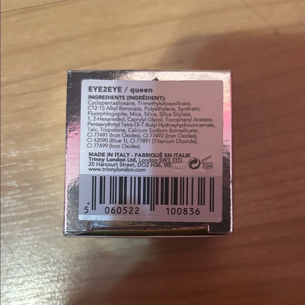 Trinity Eye2Eye Eyeshadow - Queen